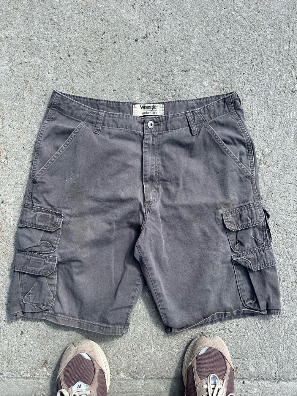 Wrangler Men's Dark Gray Cargo Shorts